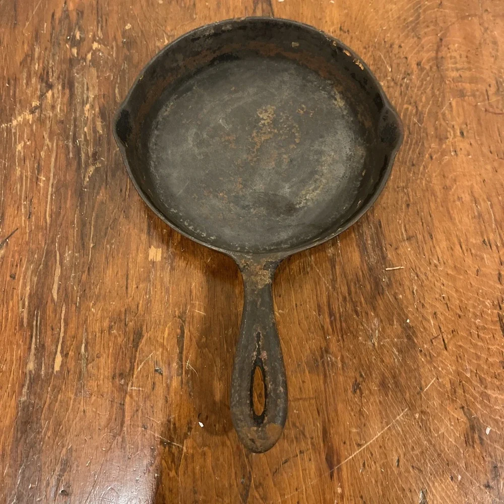 Hammered Finish Cast Iron 83H Skillet Fry Pan 83 H 6